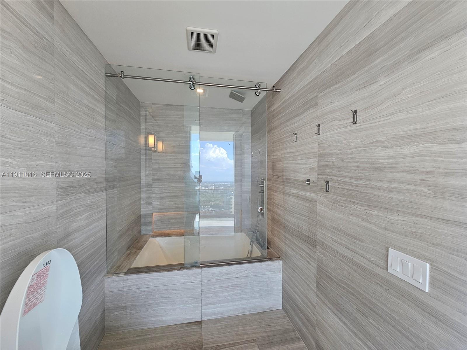 18975 Collins Avenue 4605, Sunny Isles Beach, FL 33160 photo 16