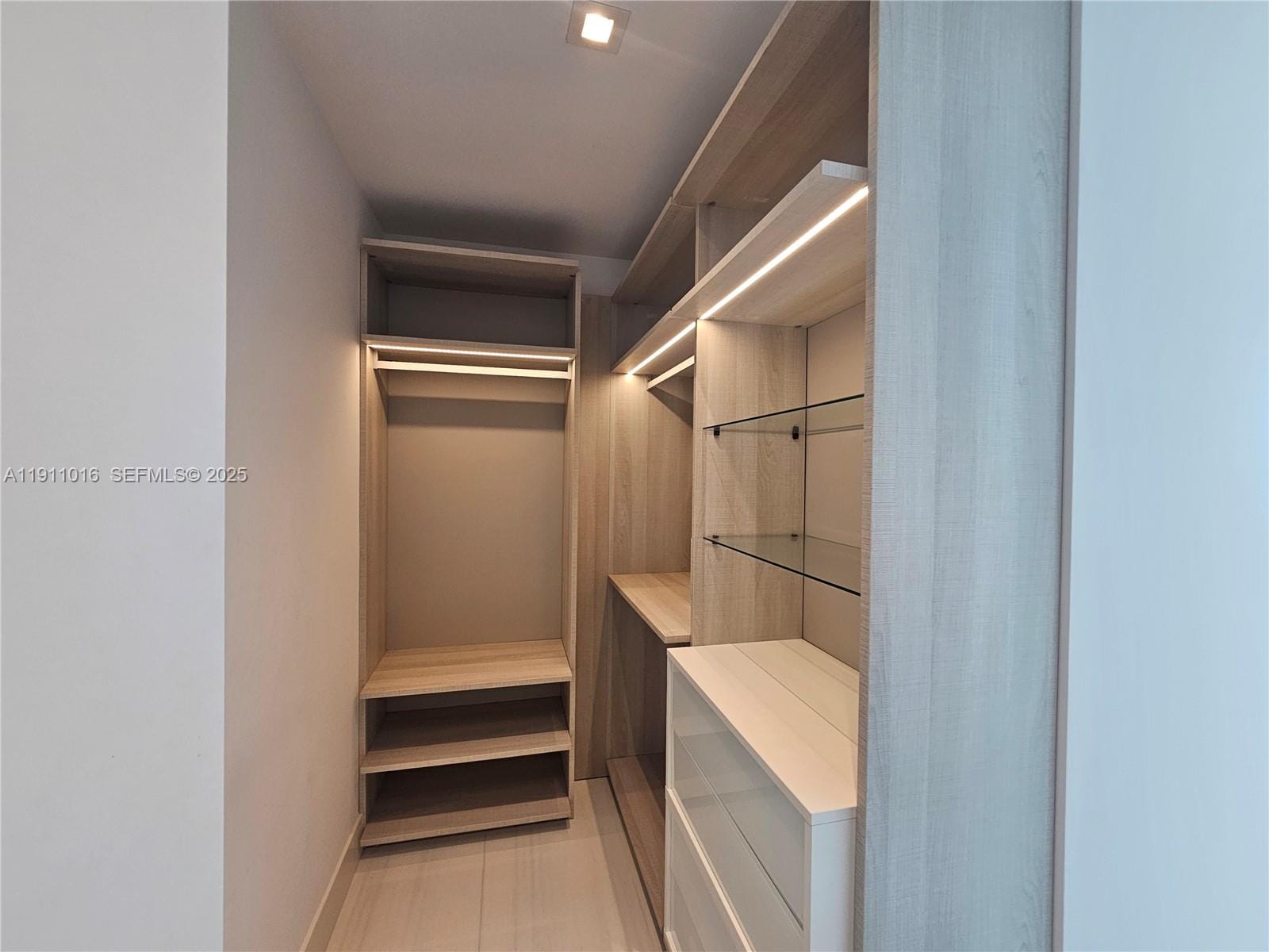 18975 Collins Avenue 4605, Sunny Isles Beach, FL 33160 photo 17
