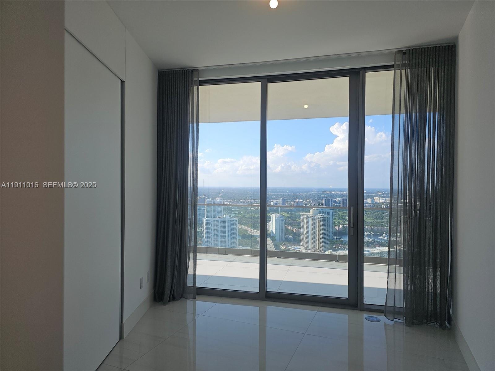 18975 Collins Avenue 4605, Sunny Isles Beach, FL 33160 photo 20