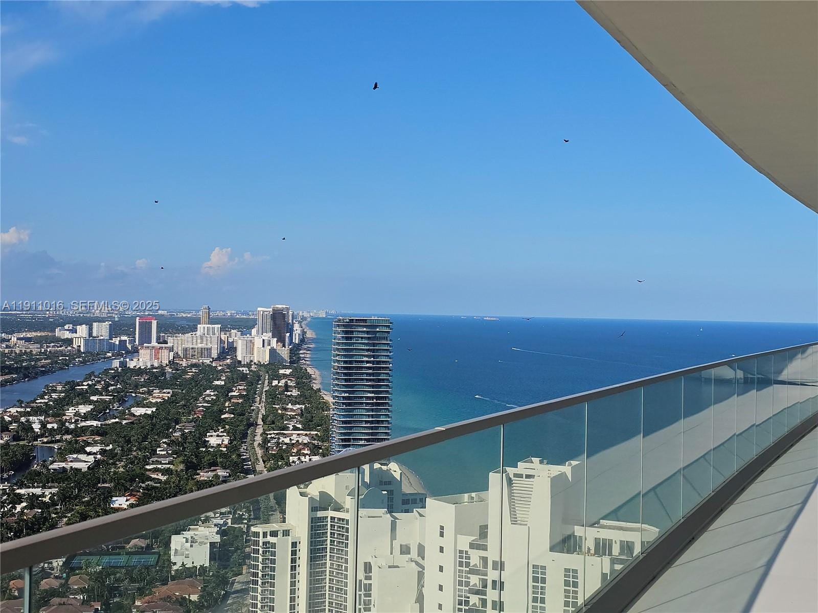 18975 Collins Avenue 4605, Sunny Isles Beach, FL 33160 photo 25