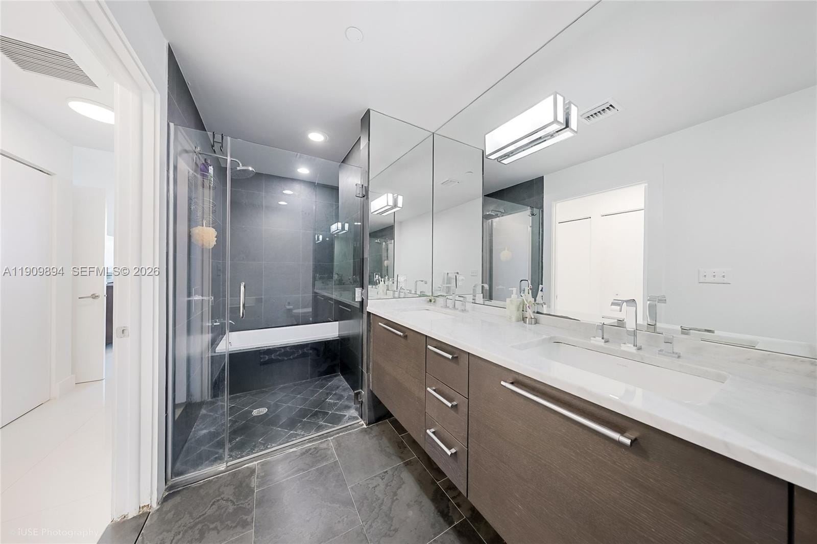 900 Biscayne Boulevard 2602 — photo 5