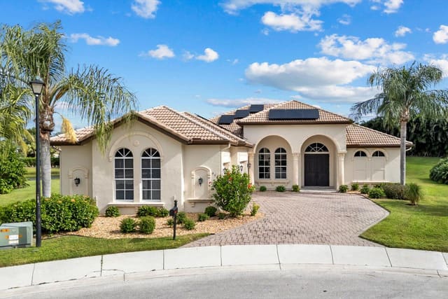 958 SW Grand Reserves Boulevard, Port St. Lucie, FL 34986