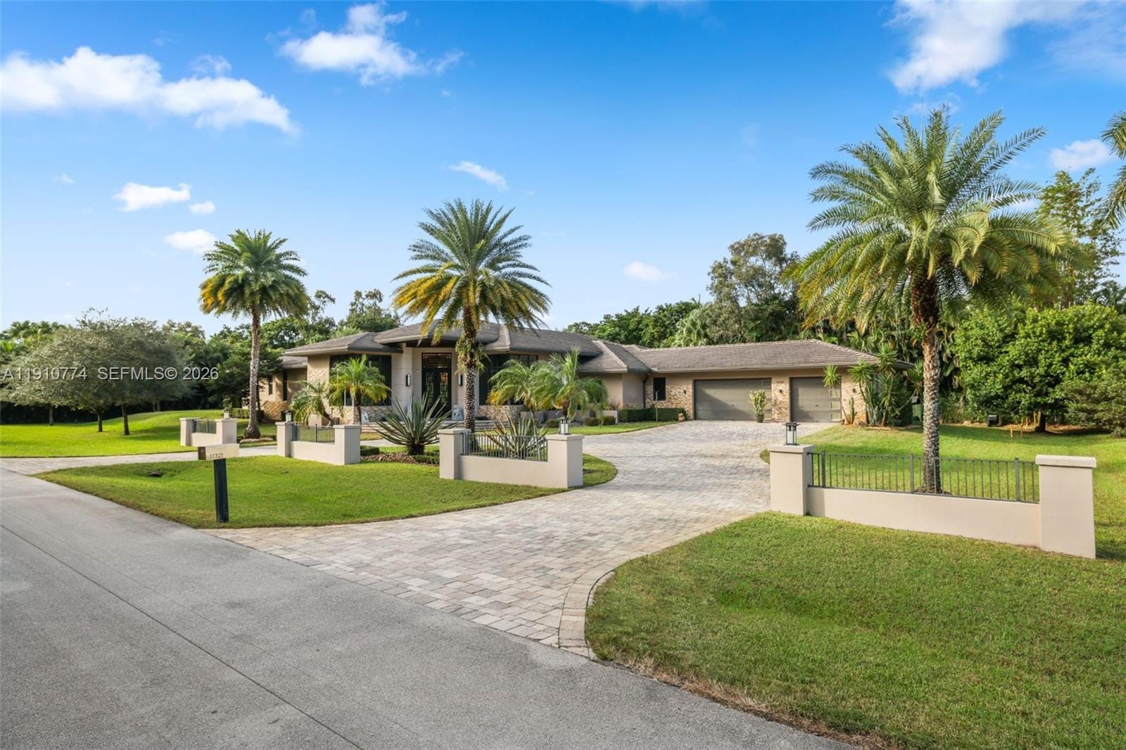 12321 NW 2nd Street, Plantation, FL 33325 photo 2