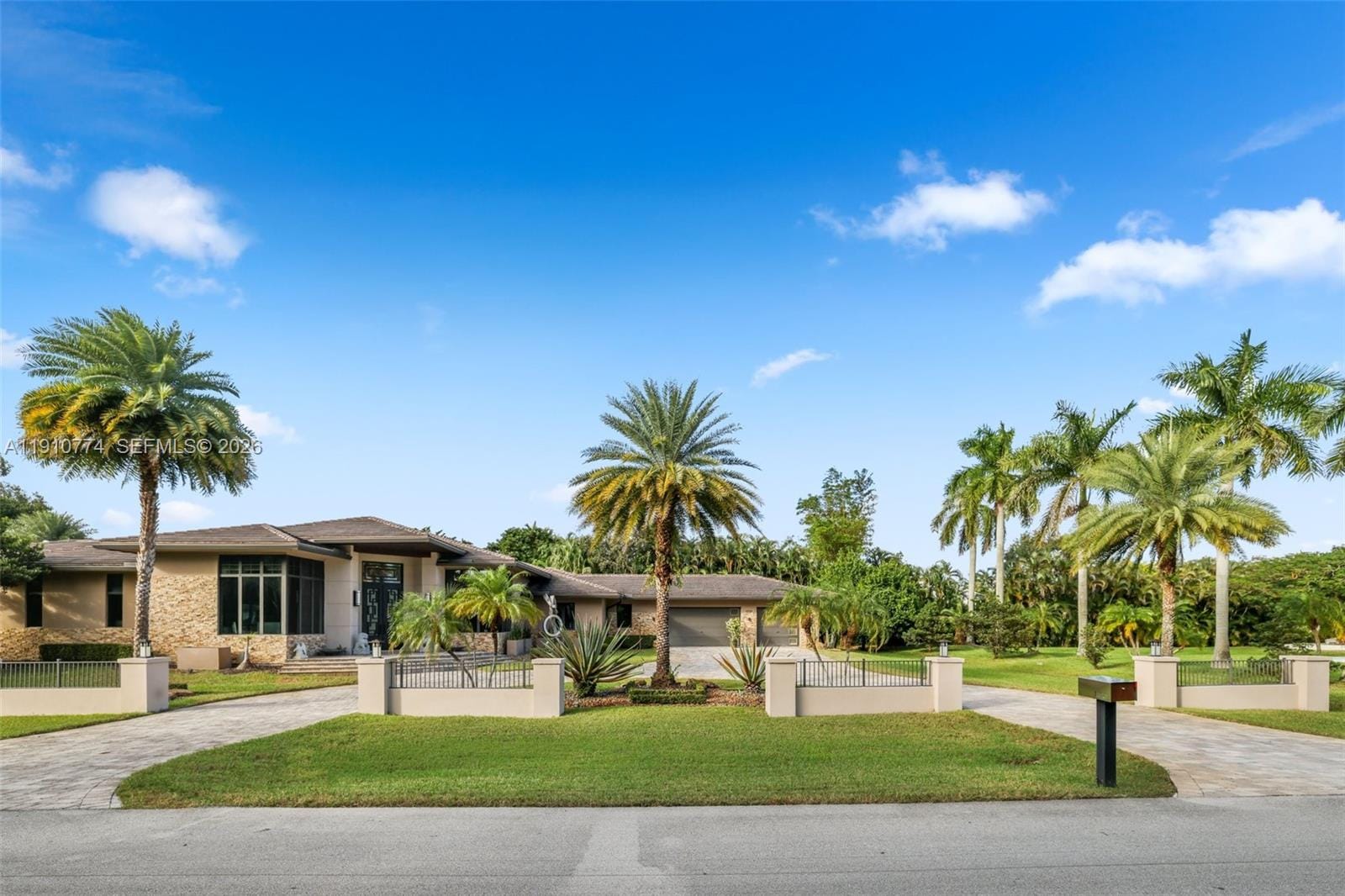 12321 NW 2nd Street, Plantation, FL 33325 photo 4