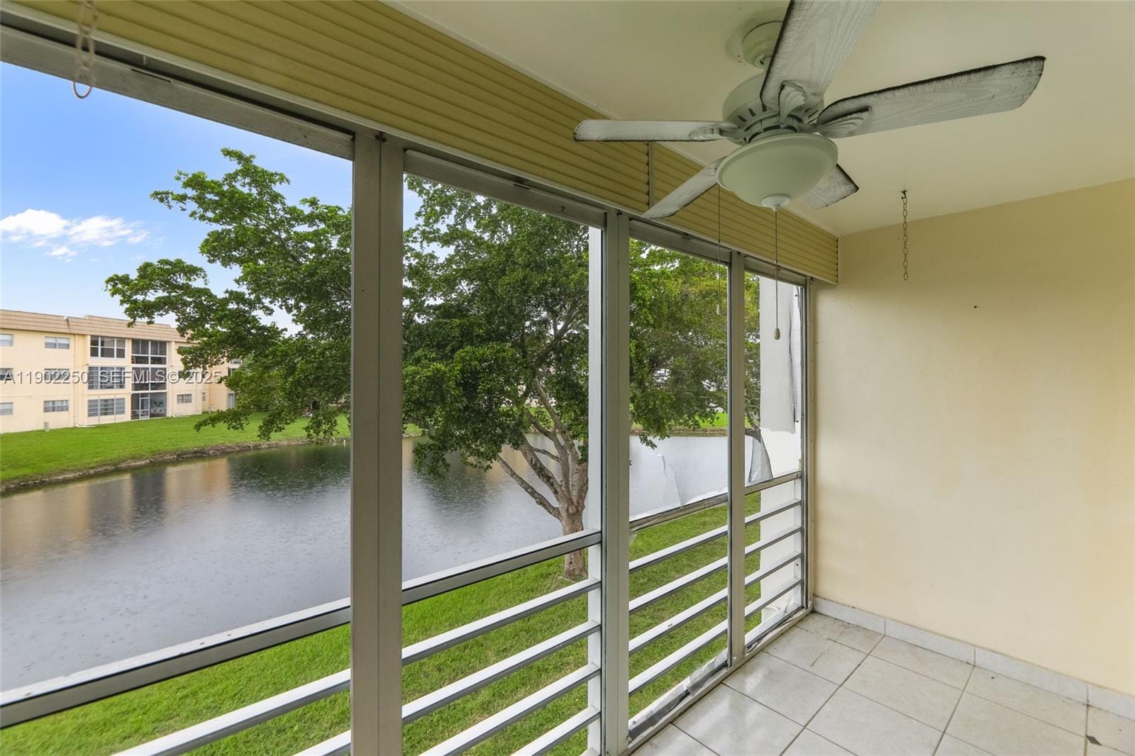 8510 Sunrise Lakes Boulevard 202, Sunrise, FL 33322 photo 18