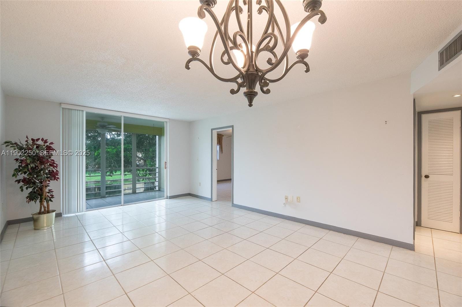 8510 Sunrise Lakes Boulevard 202 — photo 7