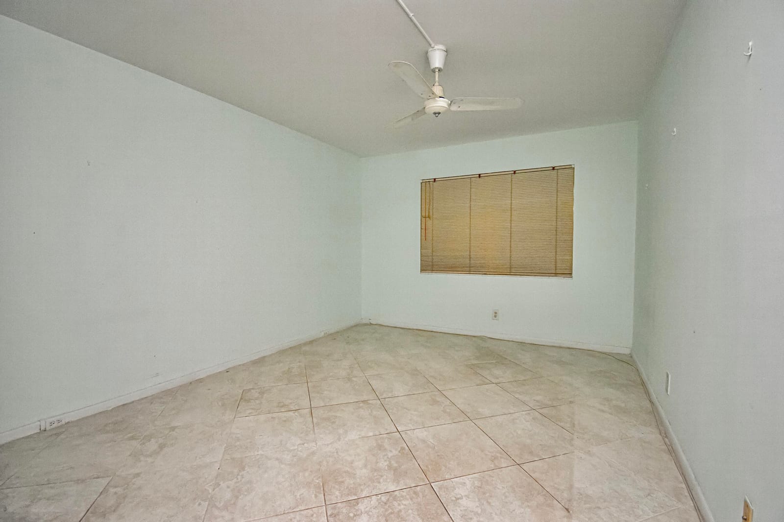 1006 Guildford A, Boca Raton, FL 33434 photo 18