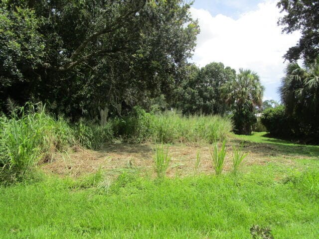1662 Sunport Road, Sebastian, FL 32958