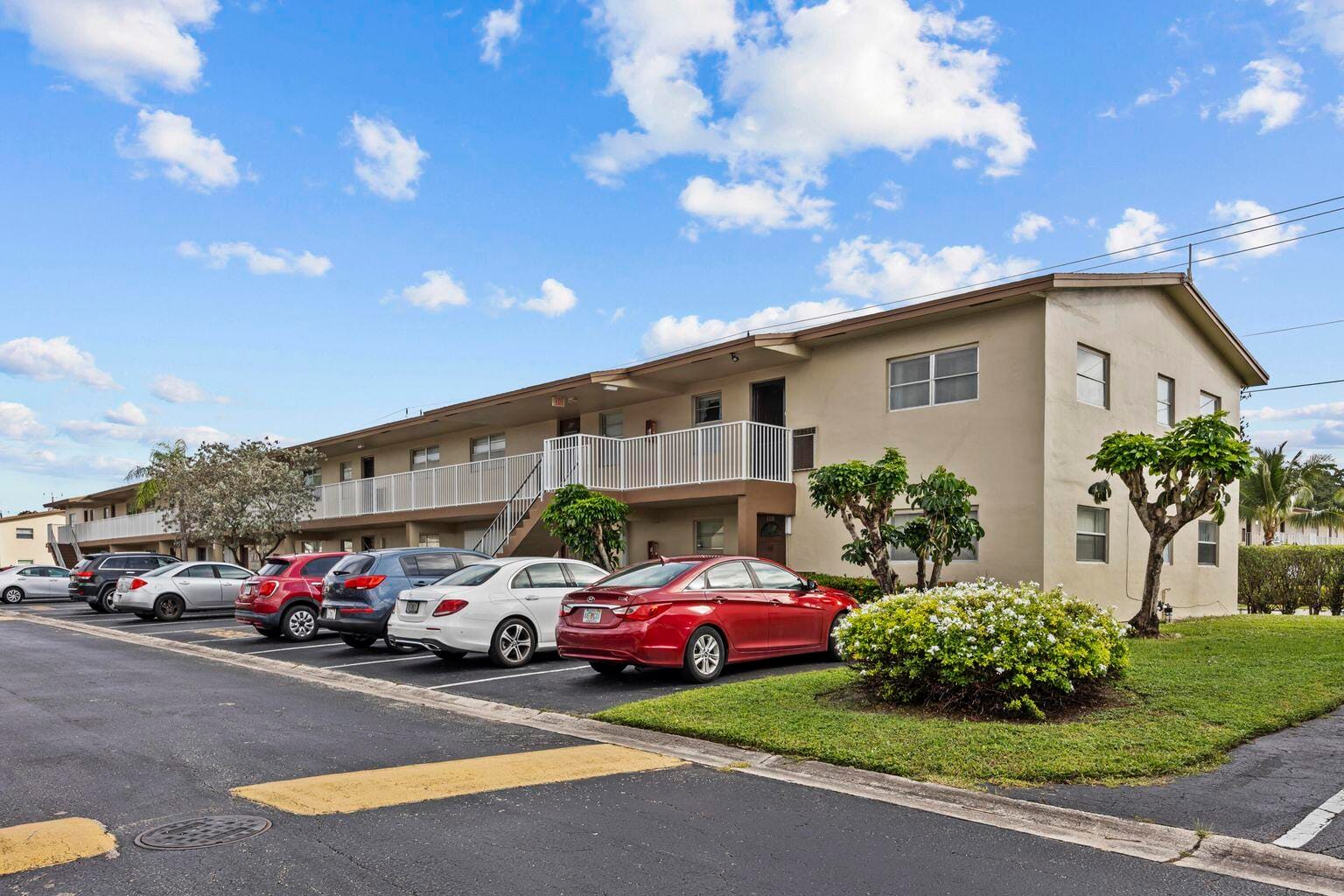 600 NW 76th Terrace 208, Margate, FL 33063
