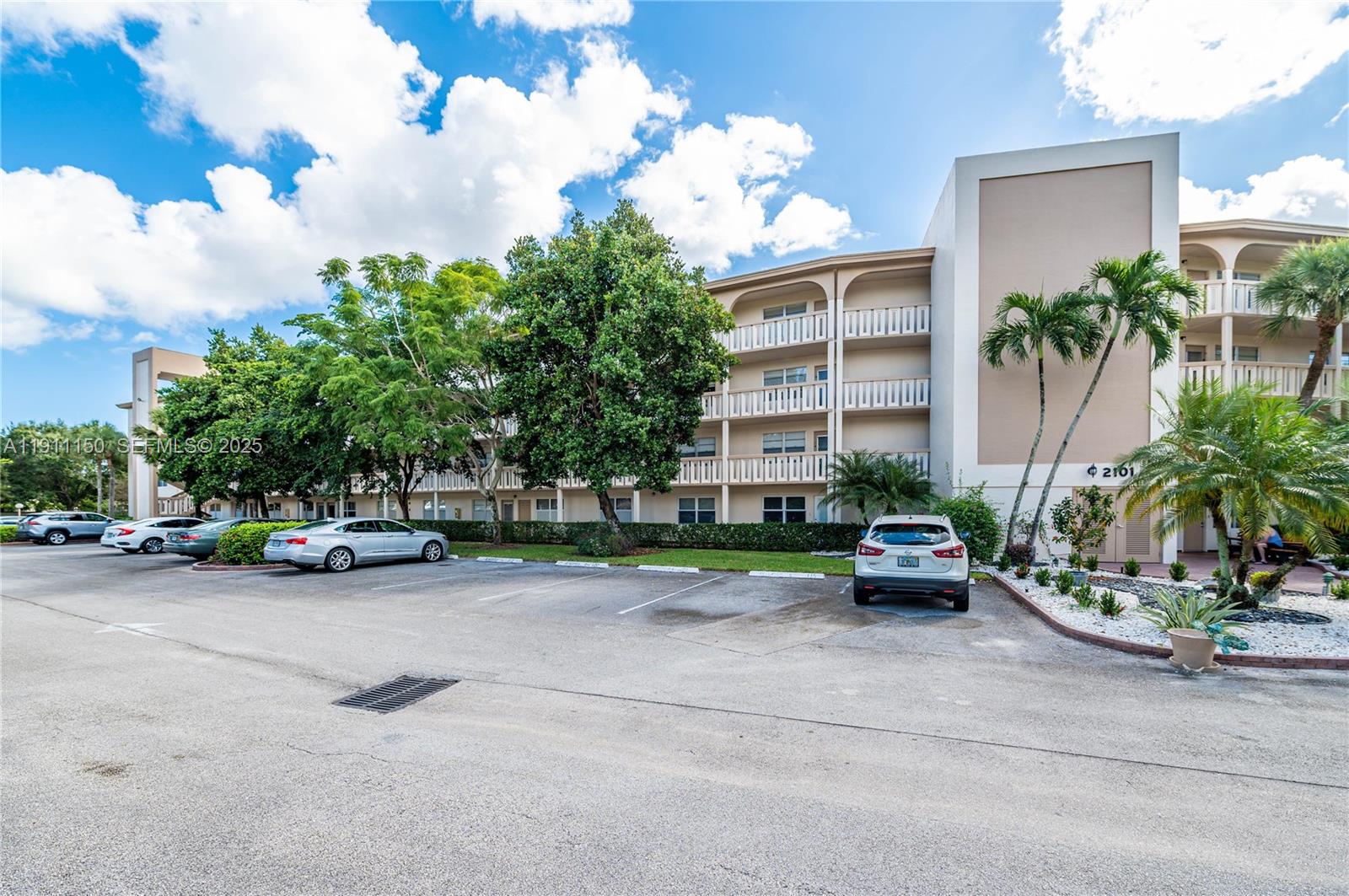 2101 Lucaya Bend C1, Coconut Creek, FL 33066, Coconut Creek