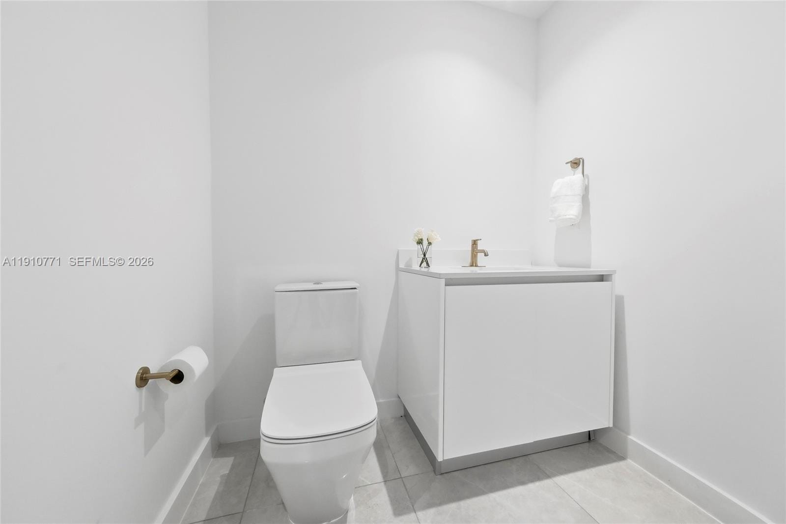 2678 Tigertail Avenue 1110, Miami, FL 33133 photo 18