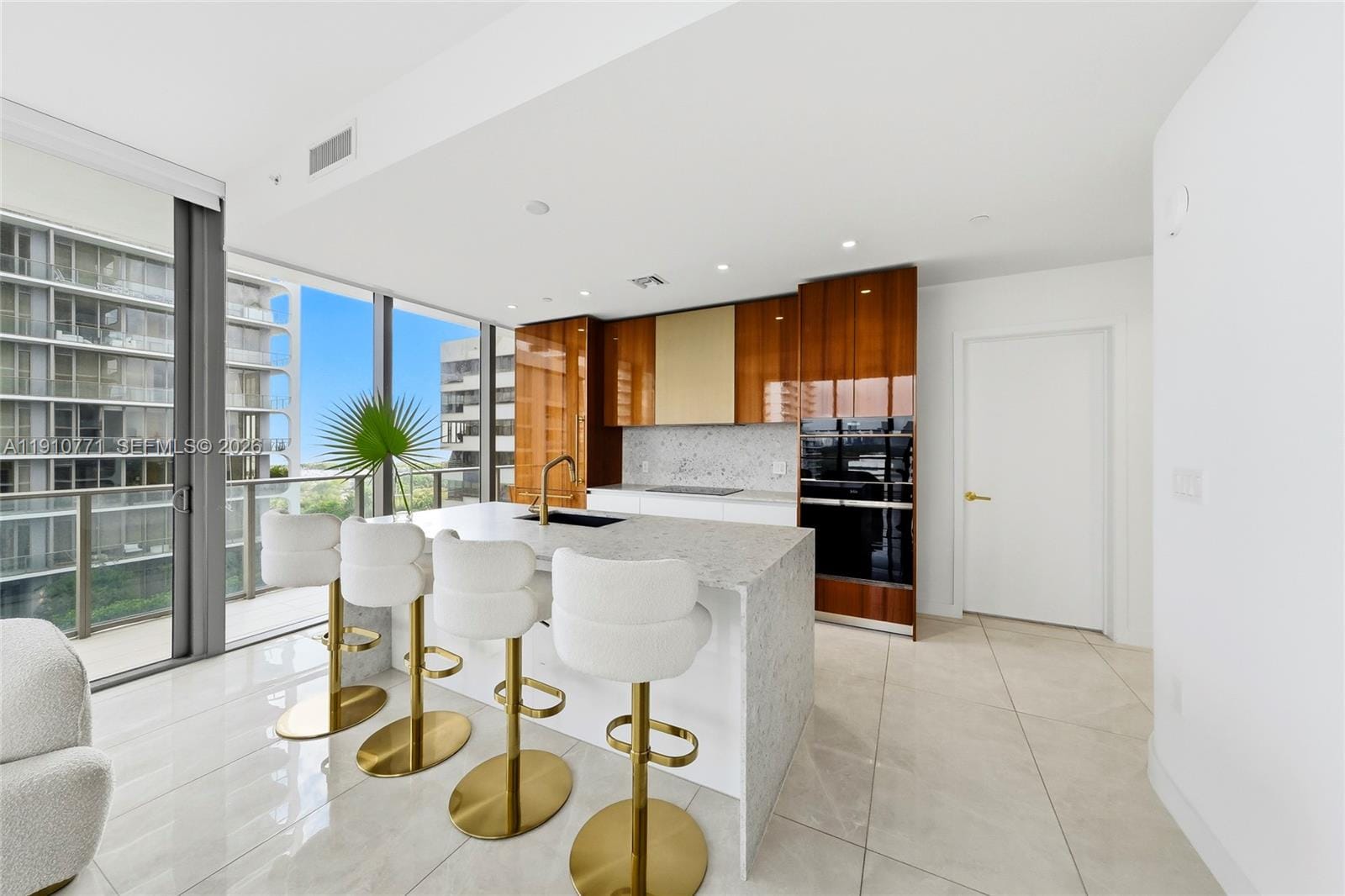 2678 Tigertail Avenue 1110, Miami, FL 33133 photo 7