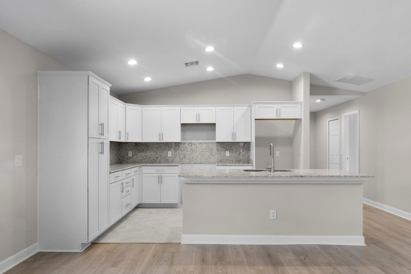 6647 Spanish Lakes Blvd. — photo 3
