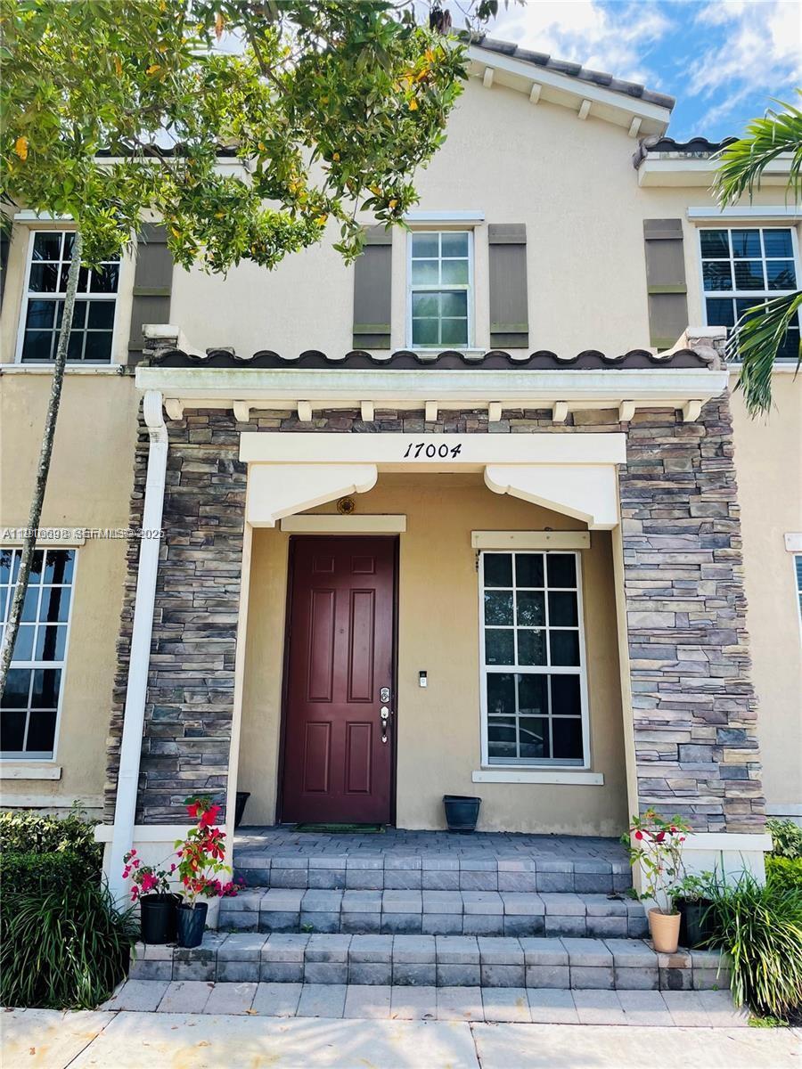 17021 SW 96th Street, Miami, FL 33196, Miami