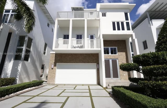 8277 NW 34th Street, sold in Oasis Park Square At Dora, Doral, FL