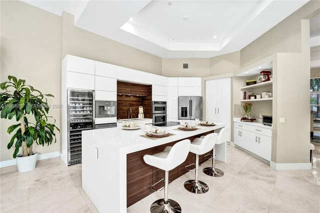 2557 NE Montclaire Circle, sold in Montclaire, Weston, FL