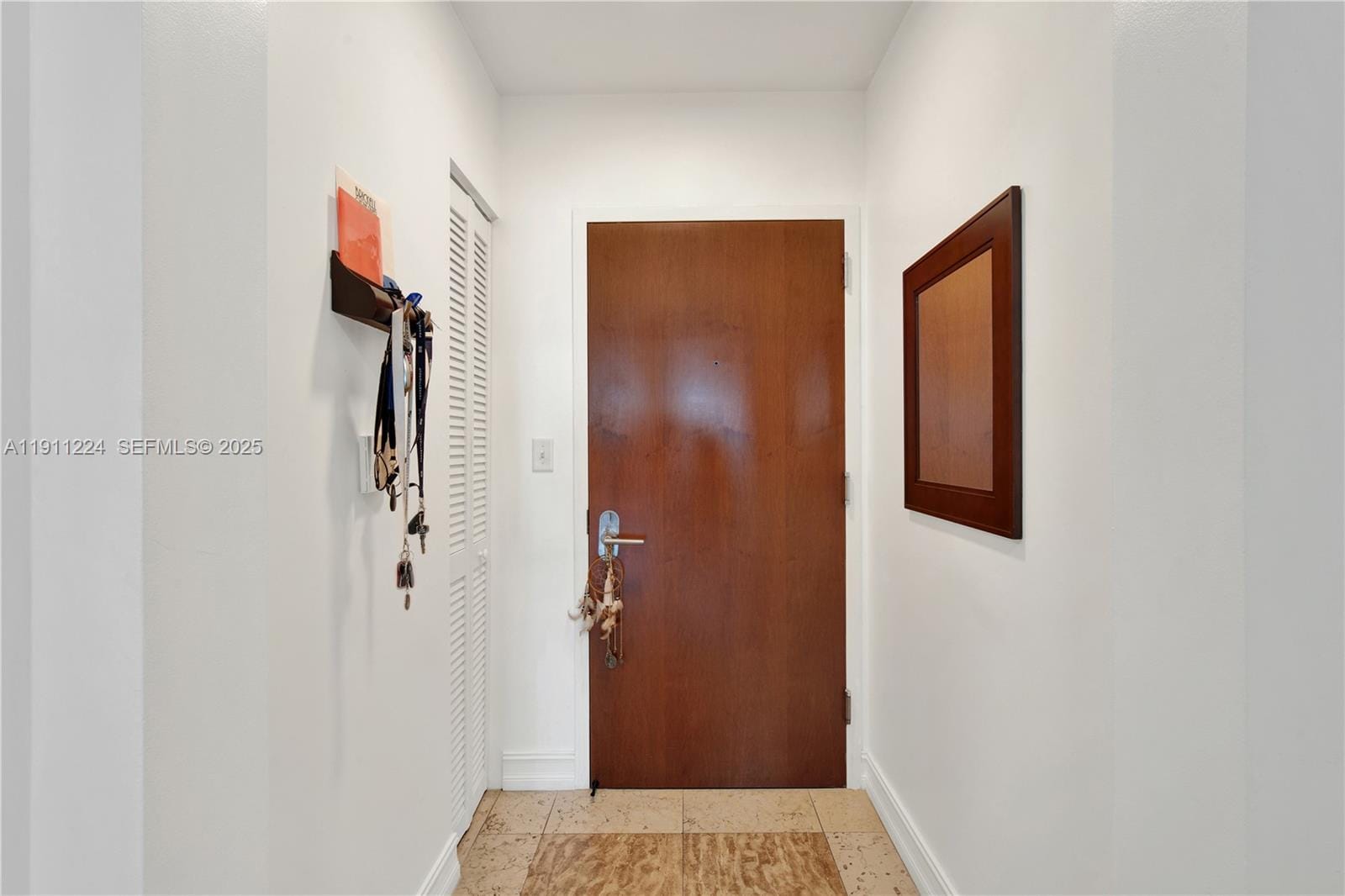31 SE 5th Street 2910 — photo 2