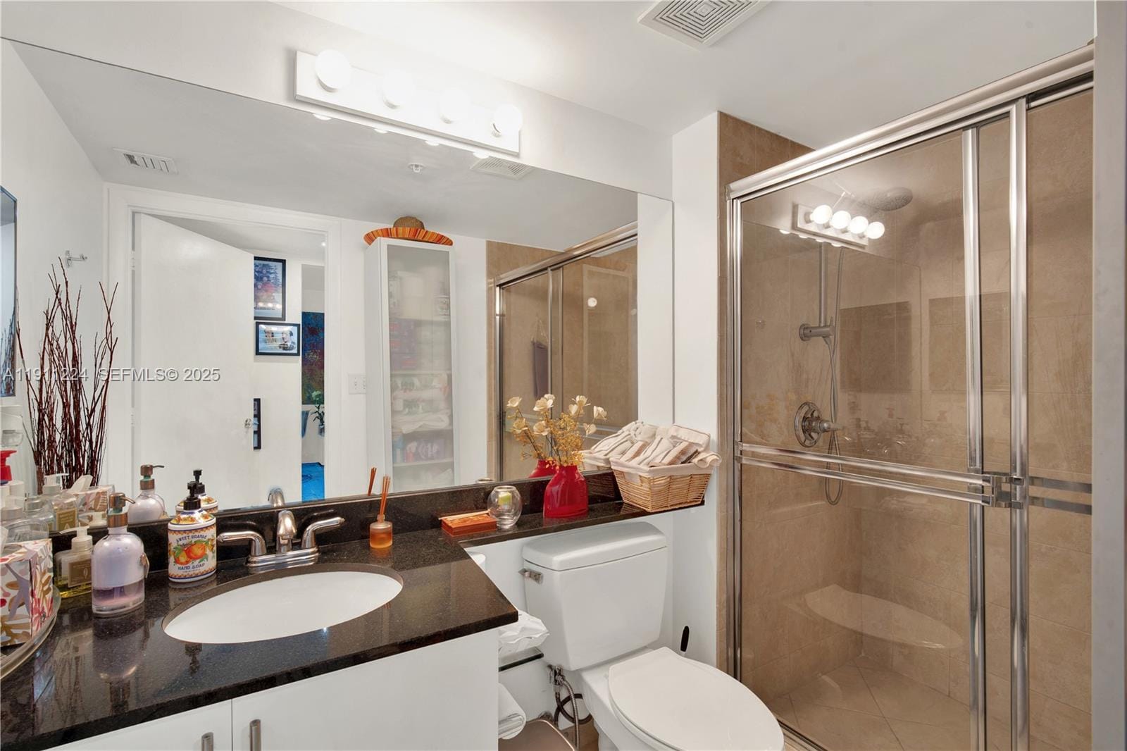 31 SE 5th Street 2910, Miami, FL 33131 photo 23
