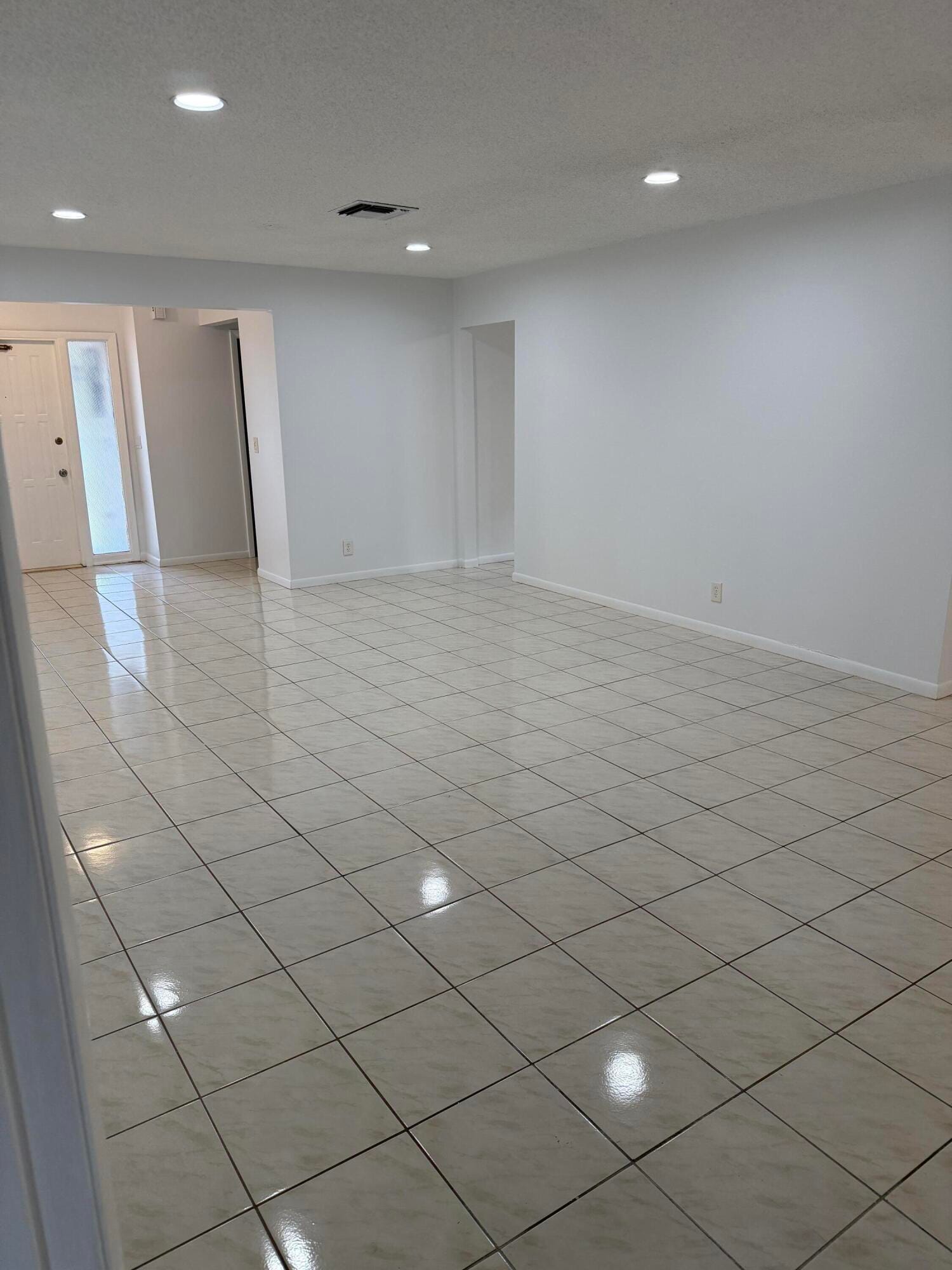 1687 SW 20th Terrace, Deerfield Beach, FL 33442 photo 4