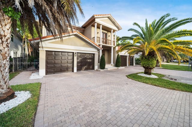 18713 SW 76th Court, Cutler Bay, FL 33157