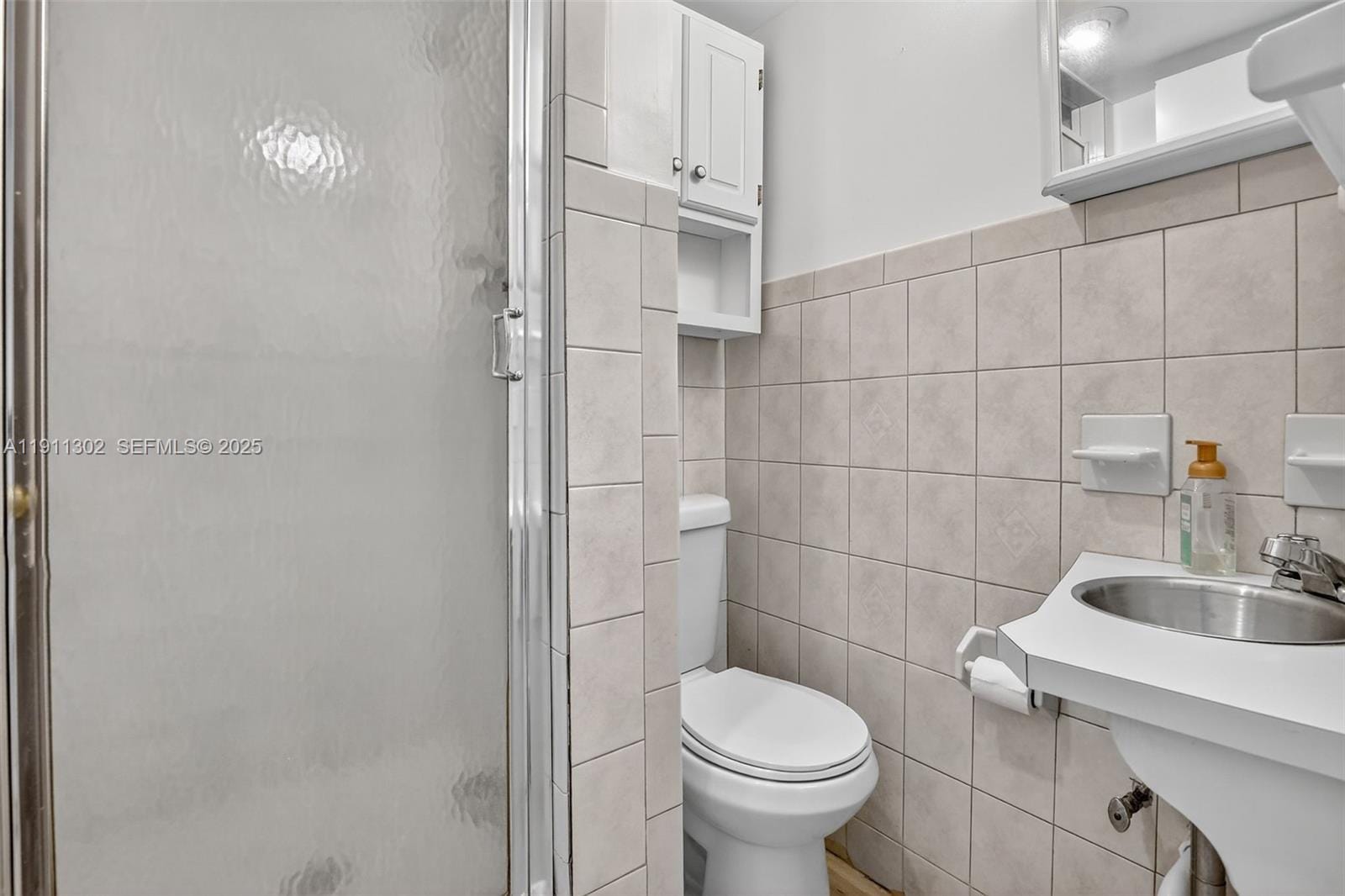 1354 N 12th Court 11B — photo 11