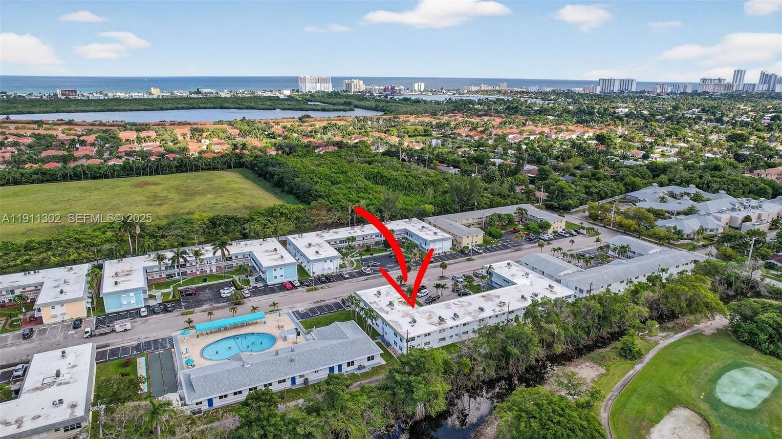 1354 N 12th Court 11B, Hollywood, FL 33019 photo 23