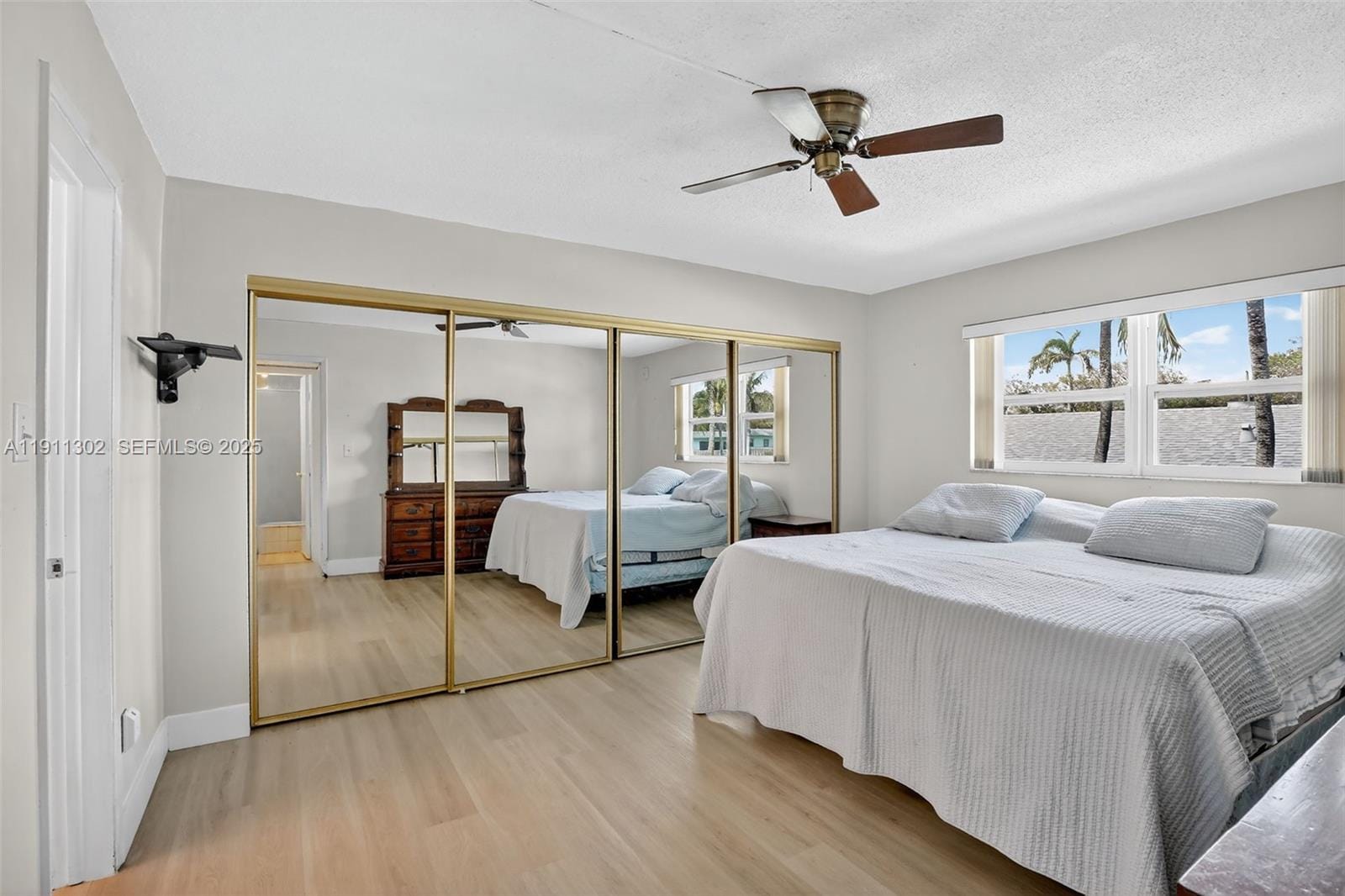 1354 N 12th Court 11B — photo 7