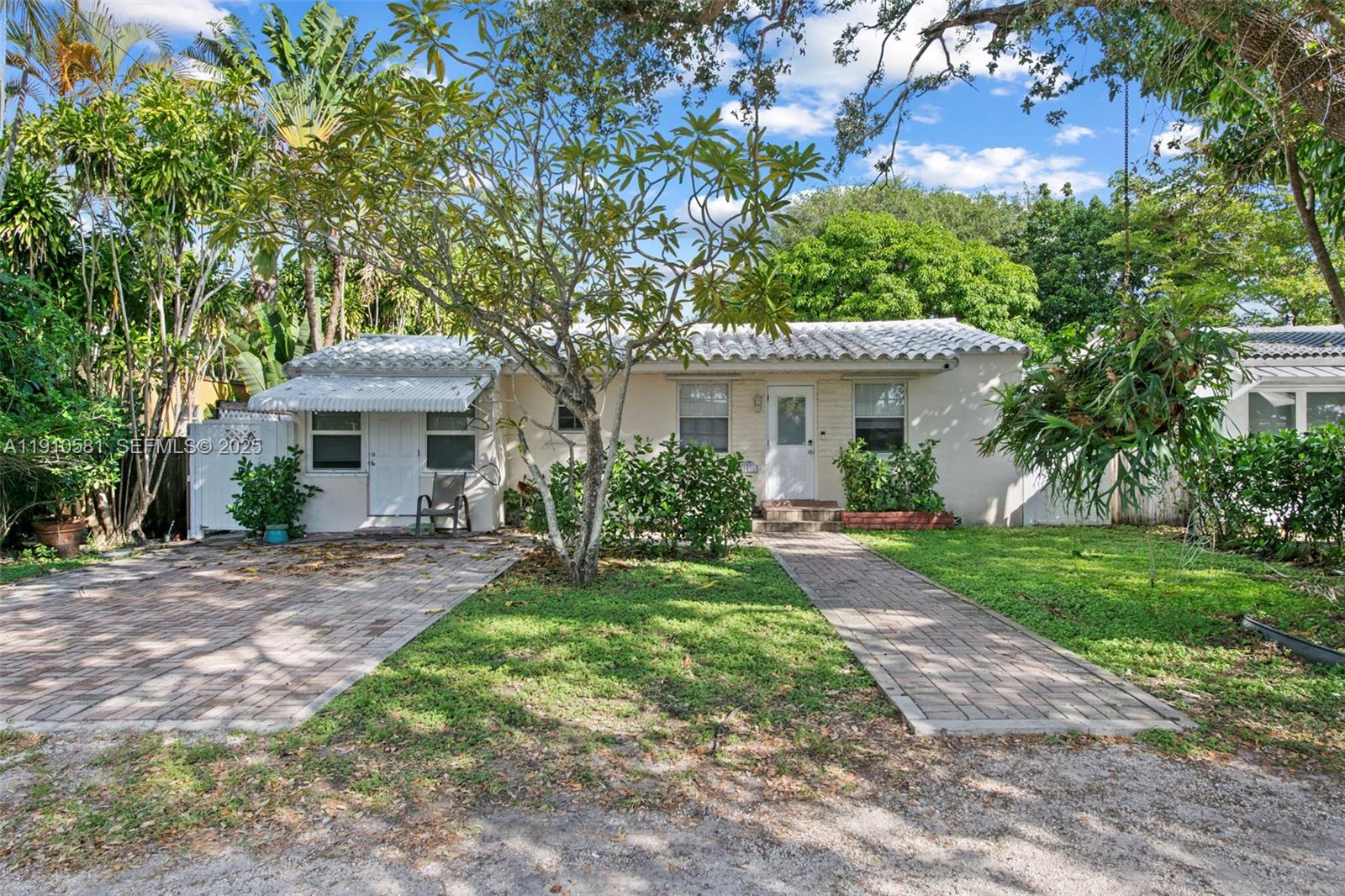 2231 Cleveland Street, Hollywood, FL 33020, Hollywood