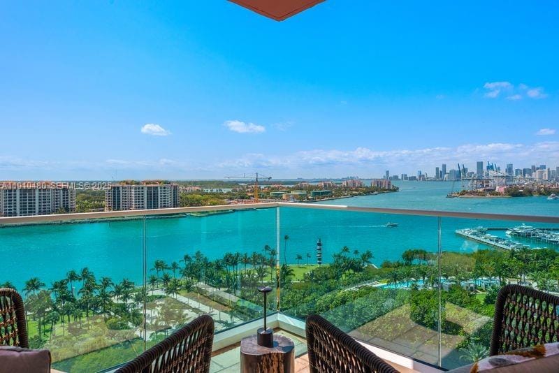 300 S Pointe Drive 1702, Miami Beach, FL 33139 photo 15