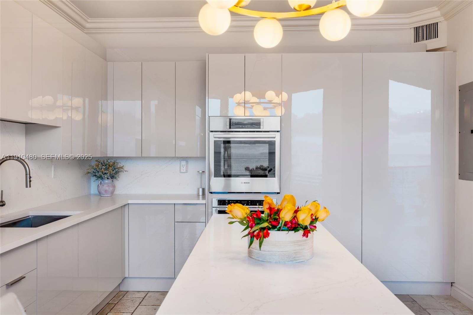 300 S Pointe Drive 1702, Miami Beach, FL 33139 photo 22