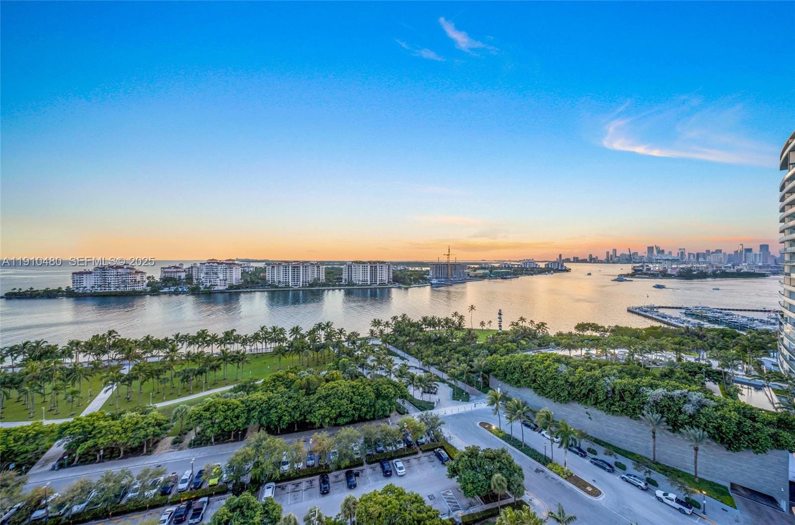 300 S Pointe Drive 1702, Miami Beach, FL 33139 photo 28
