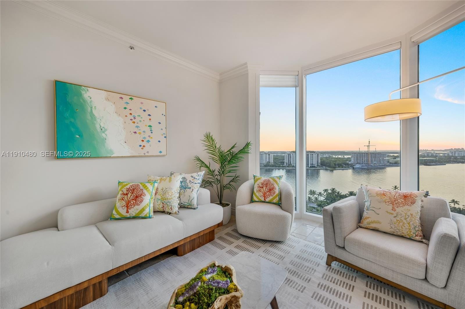 300 S Pointe Drive 1702, Miami Beach, FL 33139 photo 4