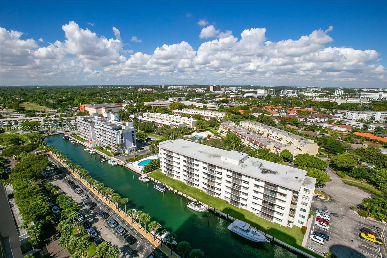 1800 NE 114th Street 2011, Miami, FL 33181 photo 2