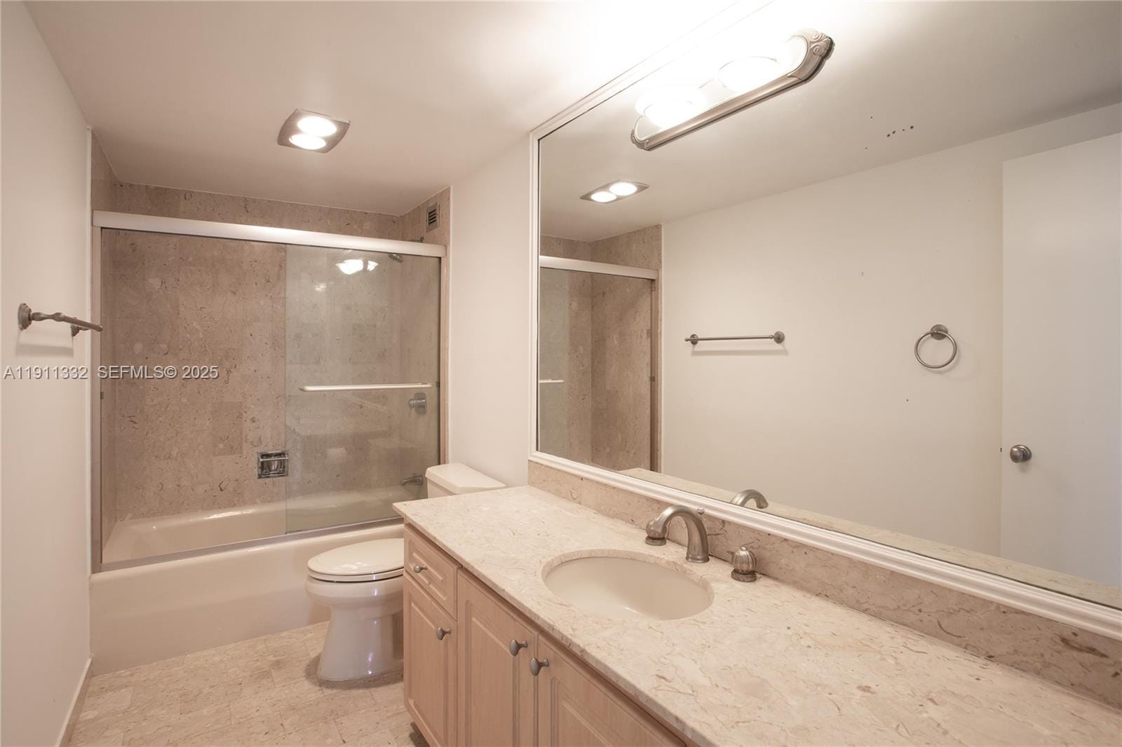1800 NE 114th Street 2011, Miami, FL 33181 photo 14