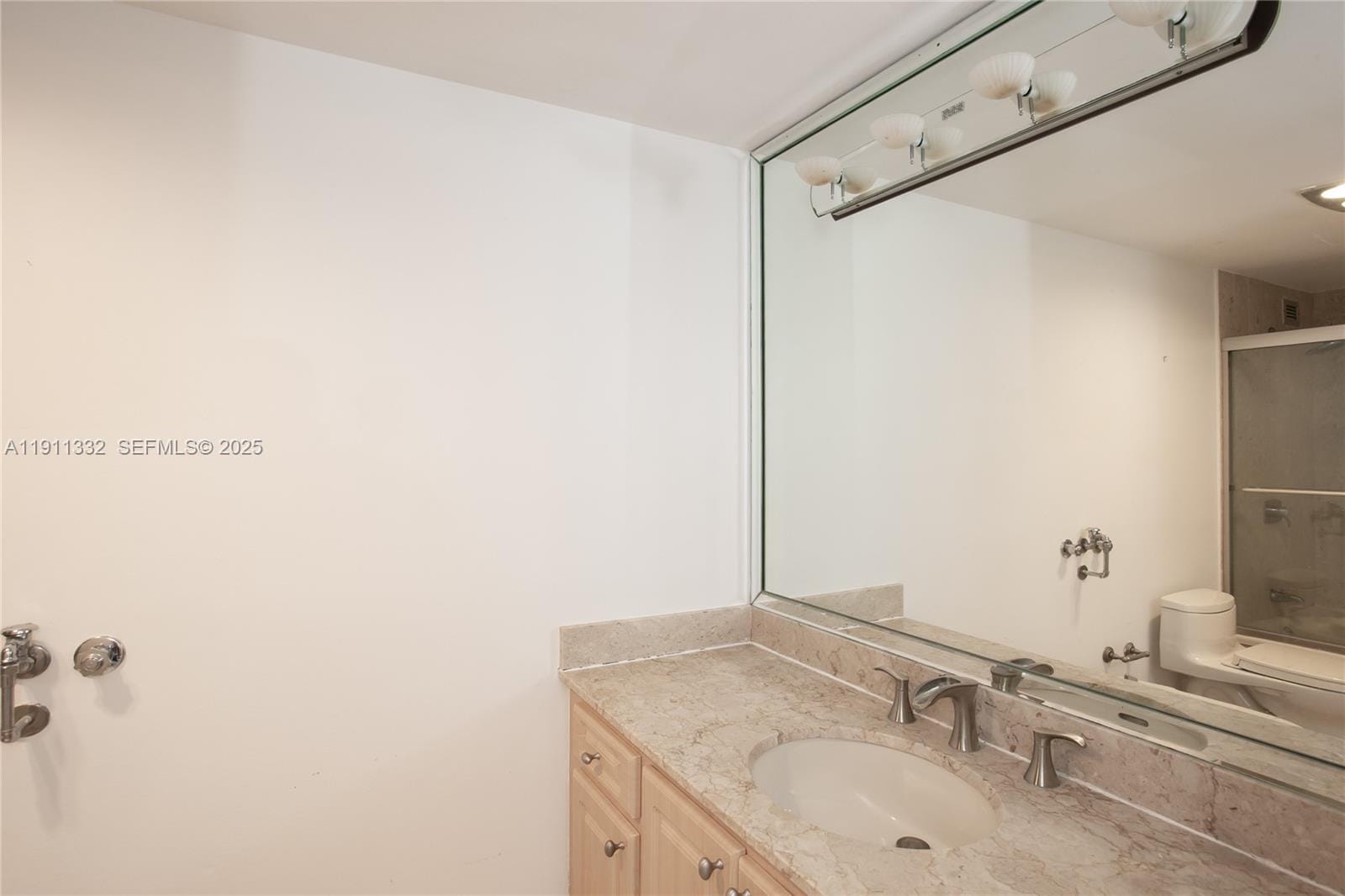1800 NE 114th Street 2011, Miami, FL 33181 photo 18