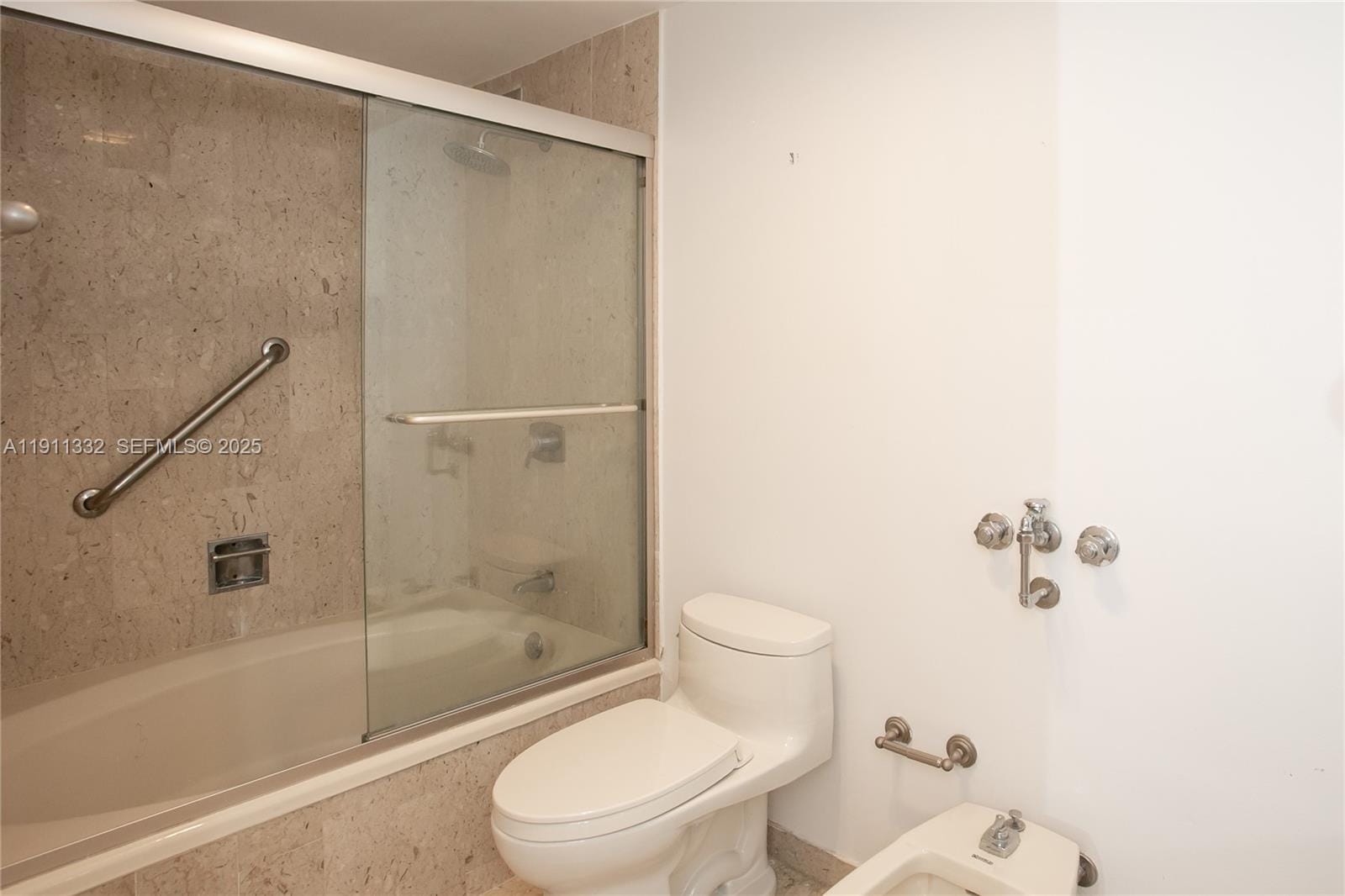 1800 NE 114th Street 2011, Miami, FL 33181 photo 19