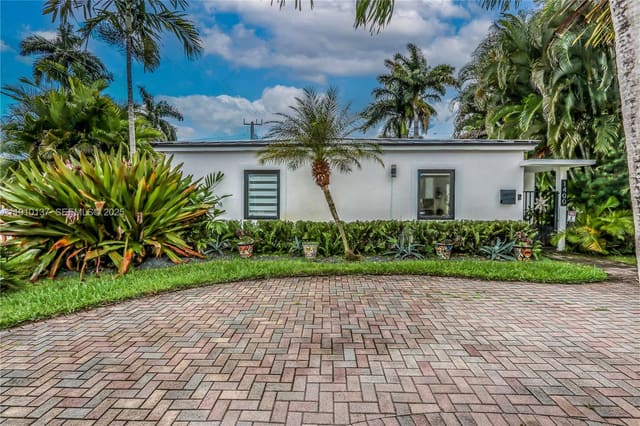 1400 Dewey Street, Hollywood, FL 33020