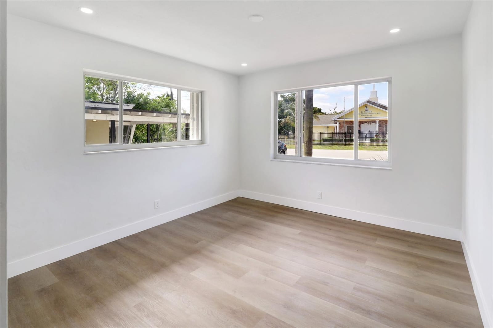 104 SE 10th Avenue, Pompano Beach, FL 33060 photo 15