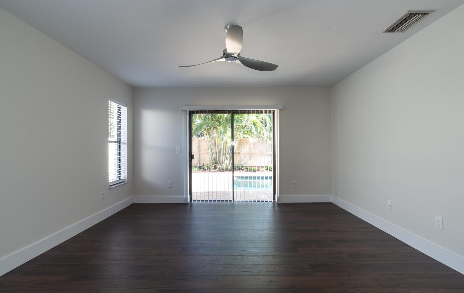 4218 Woods End Road — photo 12