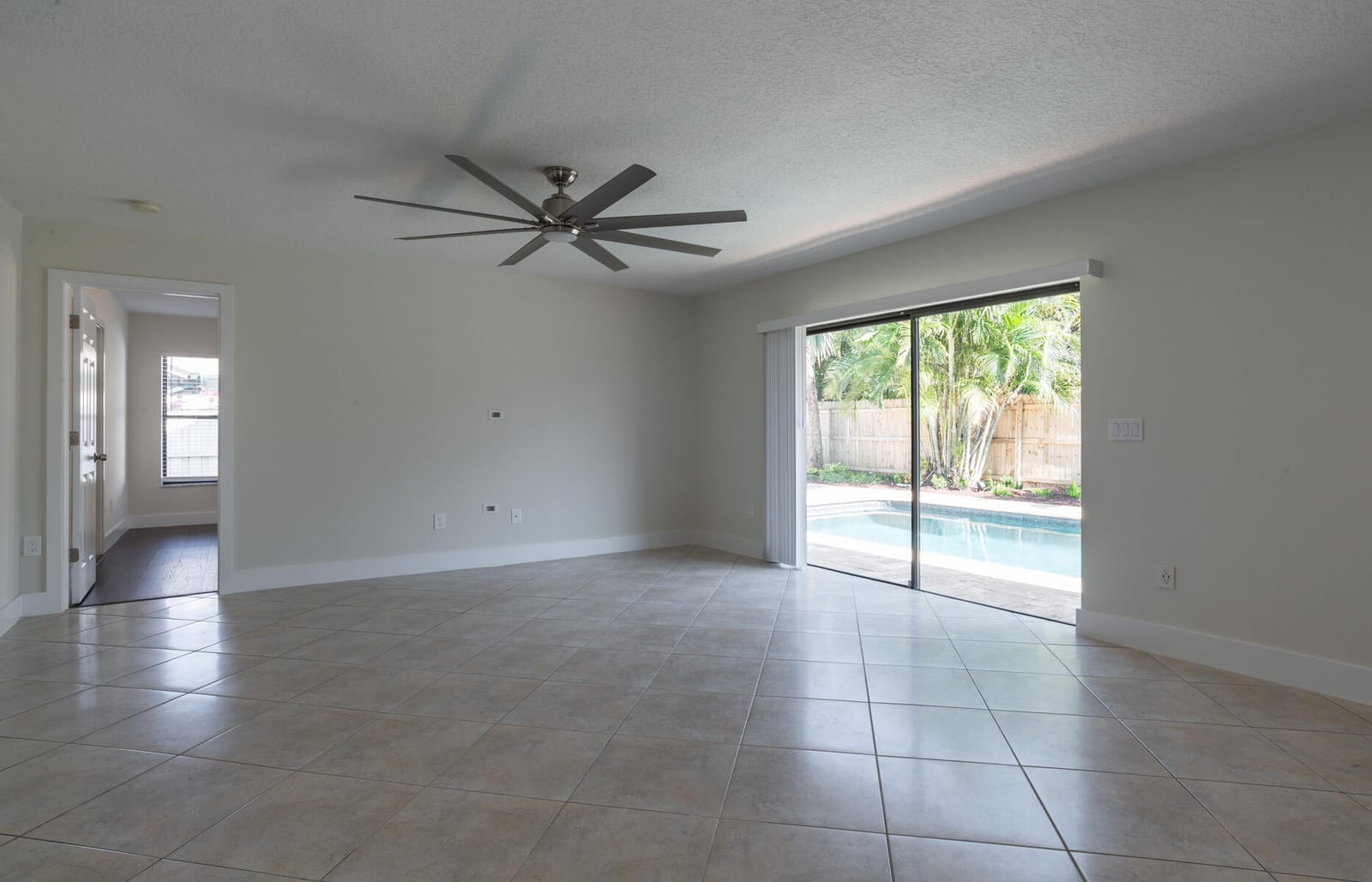 4218 Woods End Road — photo 9