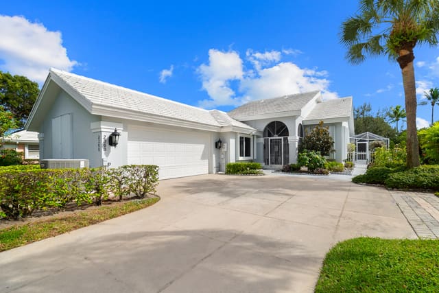2368 Saratoga Bay Drive, sold in Saratoga Bay, West Palm Beach, FL