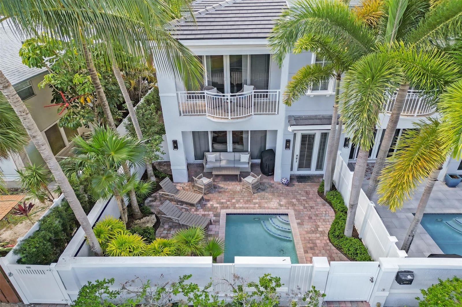 3909 NE 21st Avenue 1, Fort Lauderdale, FL 33308