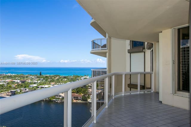 20191 E Country Club Drive 2103, Aventura, FL 33180