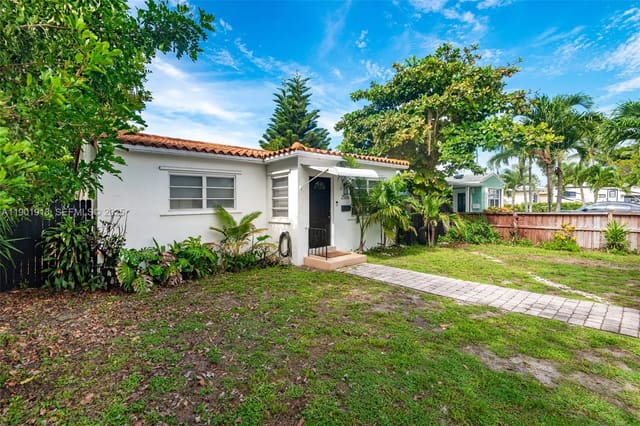 2506 Harding Street, Hollywood, FL 33020
