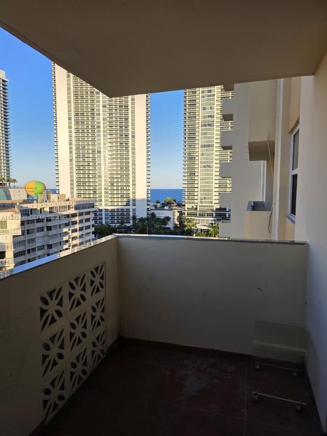 1833 S Ocean Drive 1505, sold in Plaza Towers North Condo, Hallandale Beach, FL
