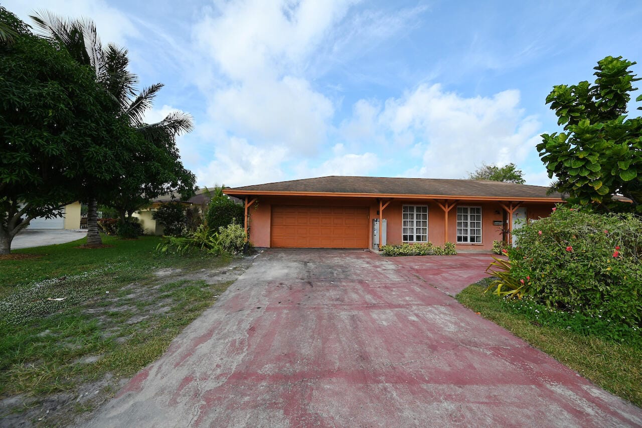 712 E Boulevard Chatelaine, Delray Beach, FL 33445 photo 1