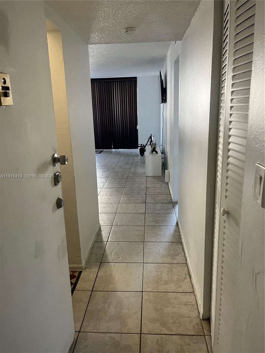 1825 W 44th Place 309 — photo 7