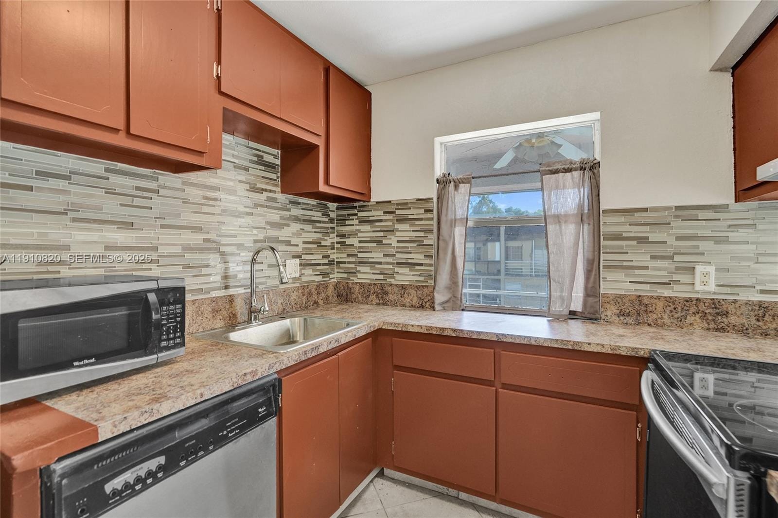 4220 NW 21st Street 206 — photo 11