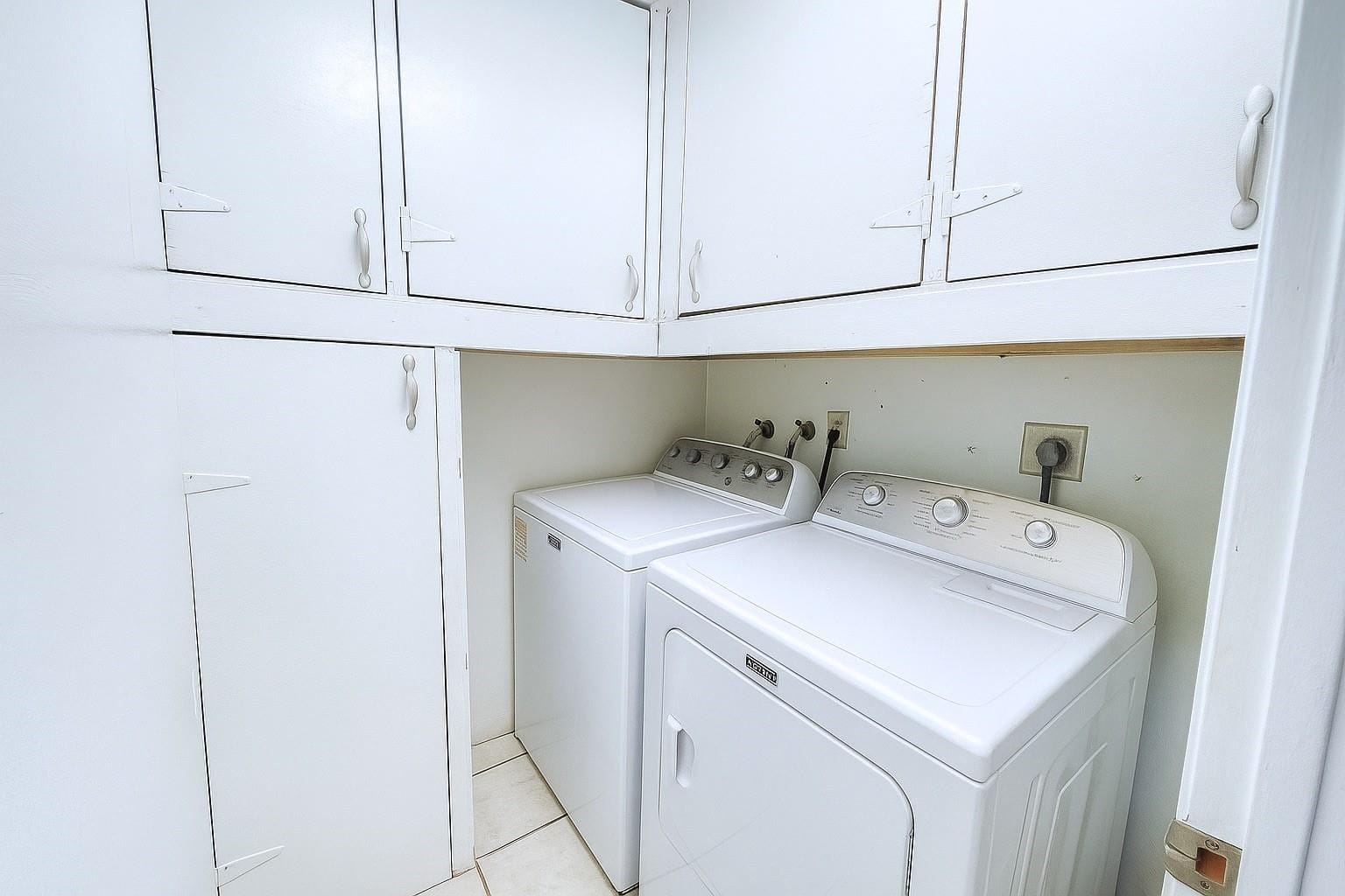 824 W 41st Street 52 — photo 8