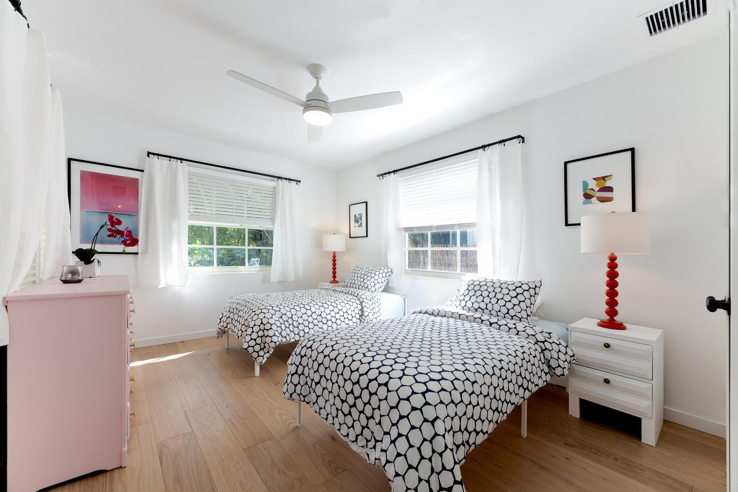 515 N Lakeside Drive — photo 11